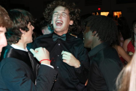 Sweetheart Dance 2/4