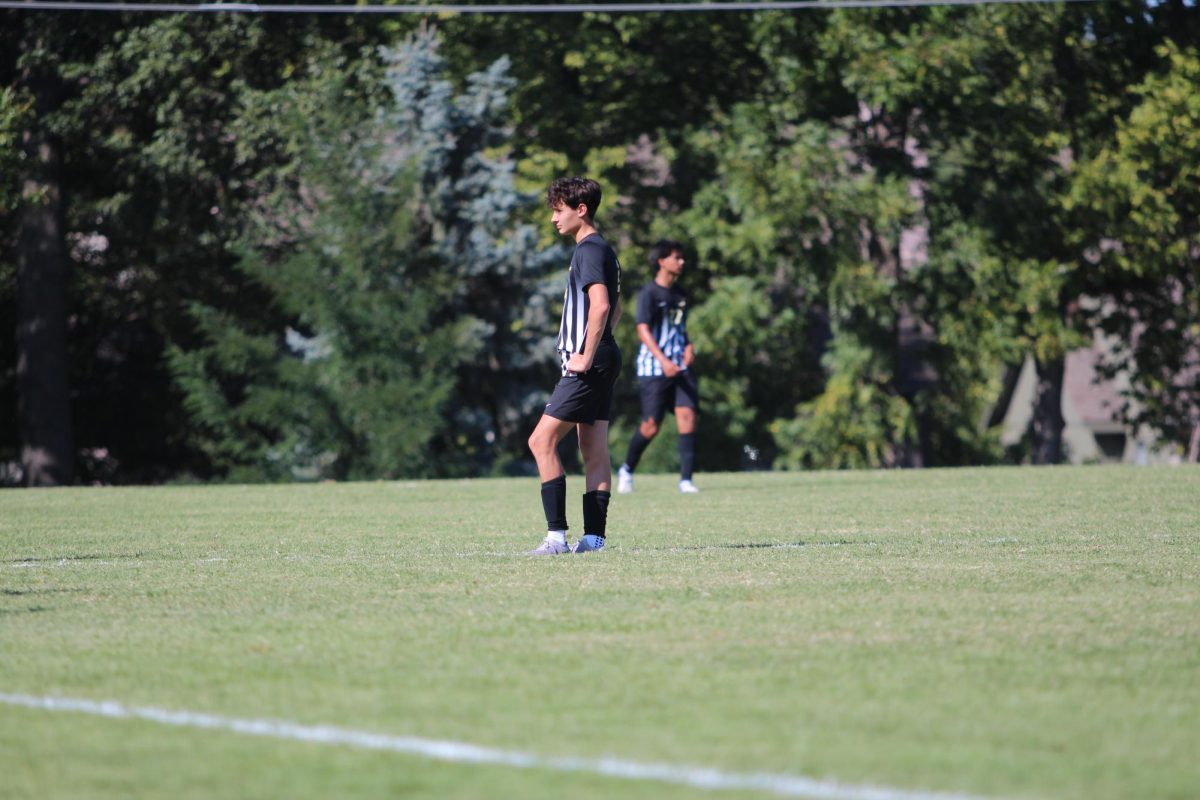AP_jvBoysSoccer_0904a