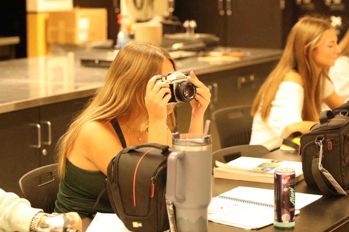 EW_PhotographyI_0924a
